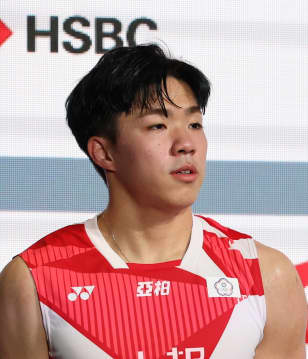 Zhi-Wei HE