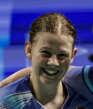 Anna KLAUSHOLM